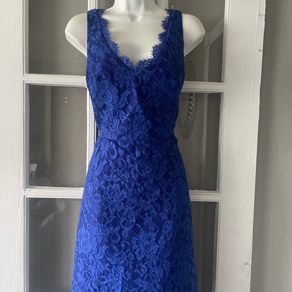 Monique Lhuillier Royal Blue Lace Midi Dress - Picture 2 of 8